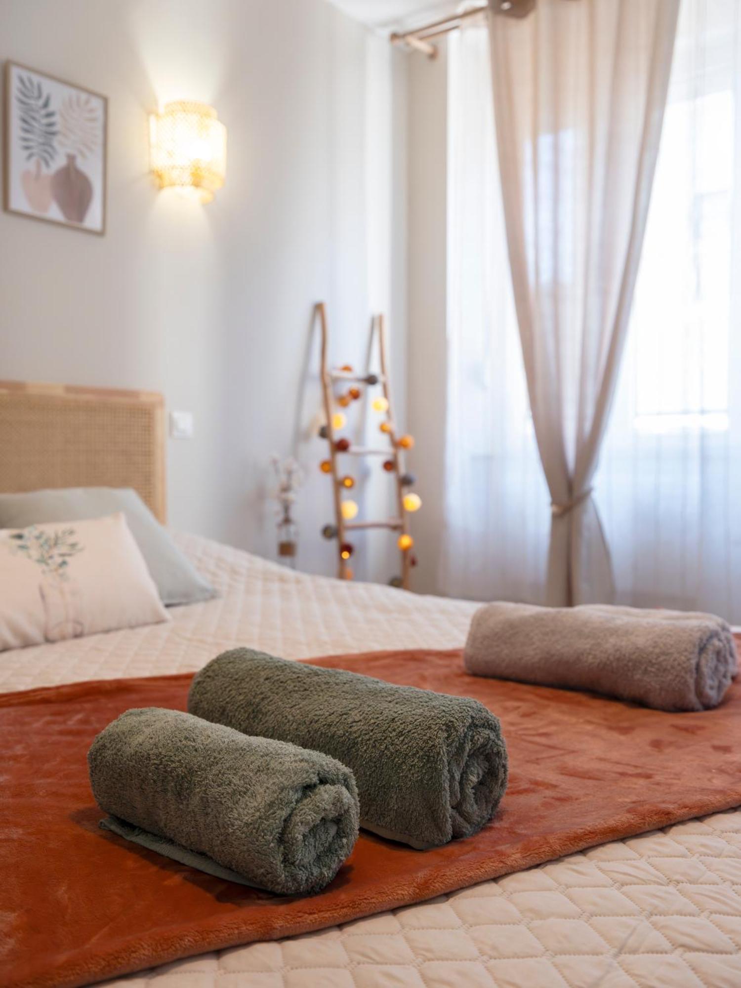 Clairchene - Cosy Centre Parking Spacieux Familial 베르됭쉬르뫼즈 외부 사진